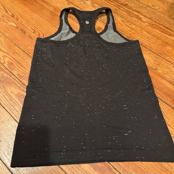 Lululemon Swiftly Tech Racerback Black White size 6 - Picture 3 of 5